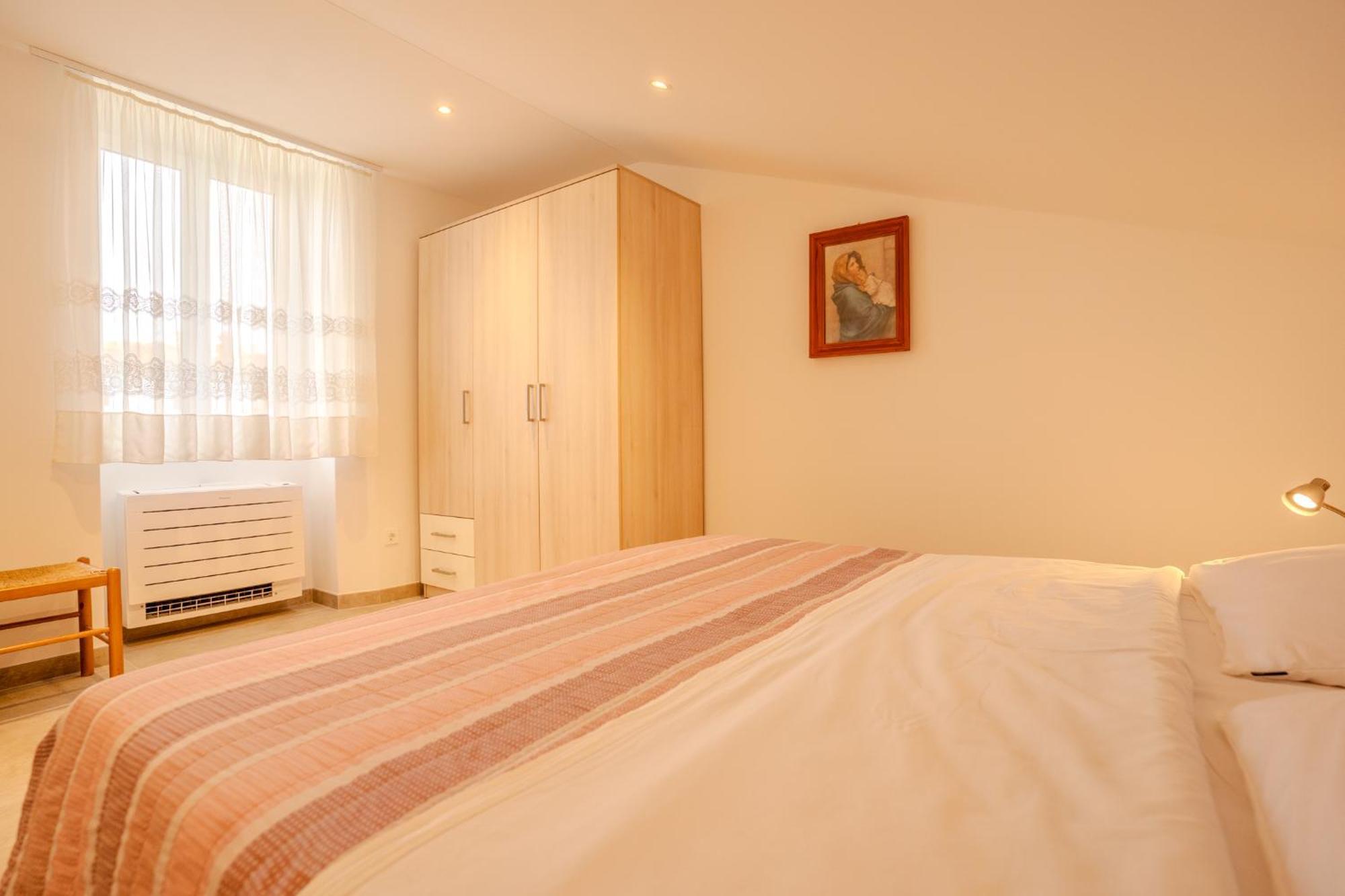 Apartment Hrabric Нивице Екстериор снимка